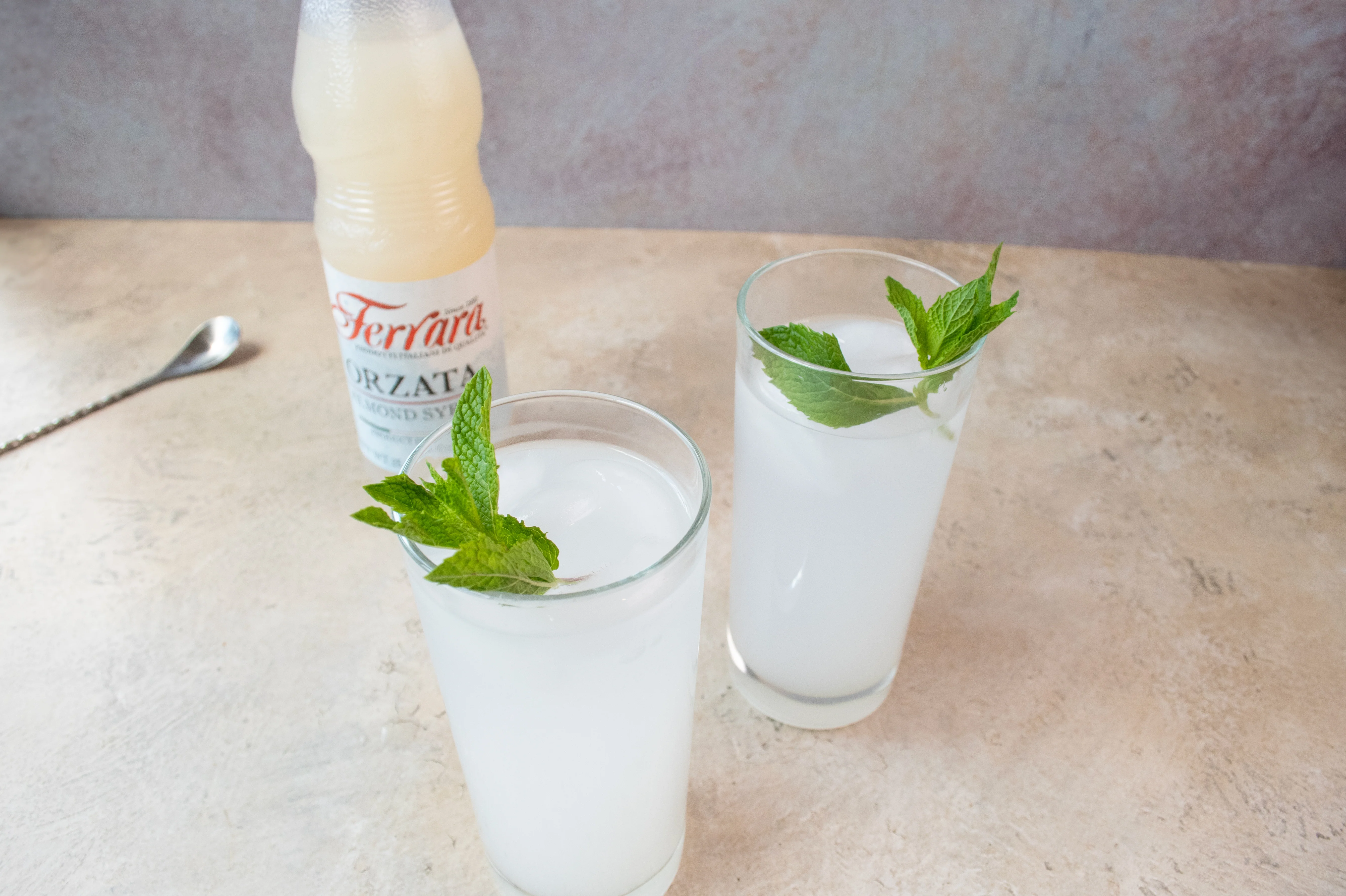 Ferrara Orzata Almond Syrup 25.4 FL OZ - Image 2